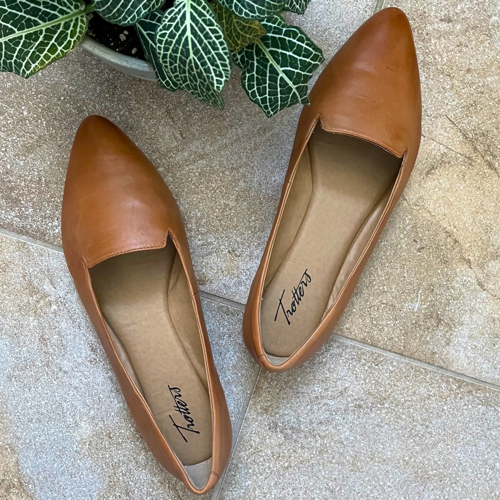 like new brown leather loafers